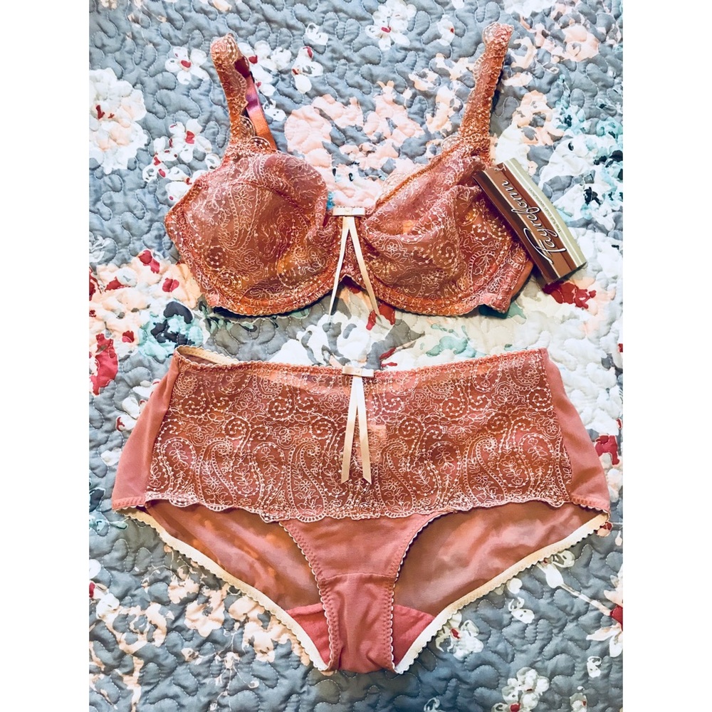 Fayreform Coral Bra & Panties Set 32DD M